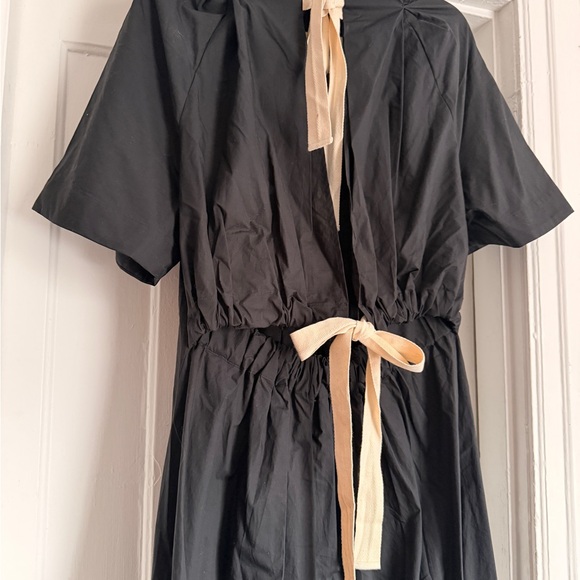 Banana Republic Poplin Black Dress with Open Back - Picture 9 of 13